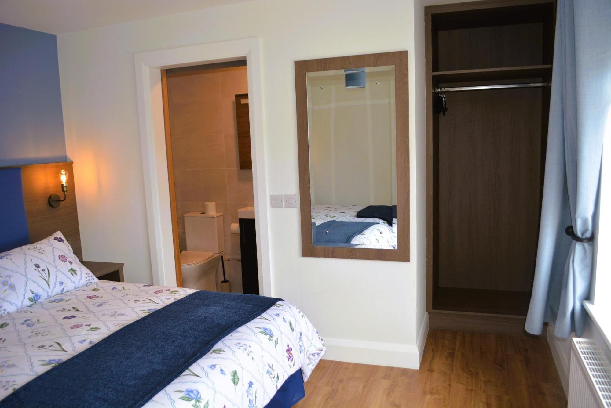 No 3 The Arch Hotel Carndonagh Bagian luar foto