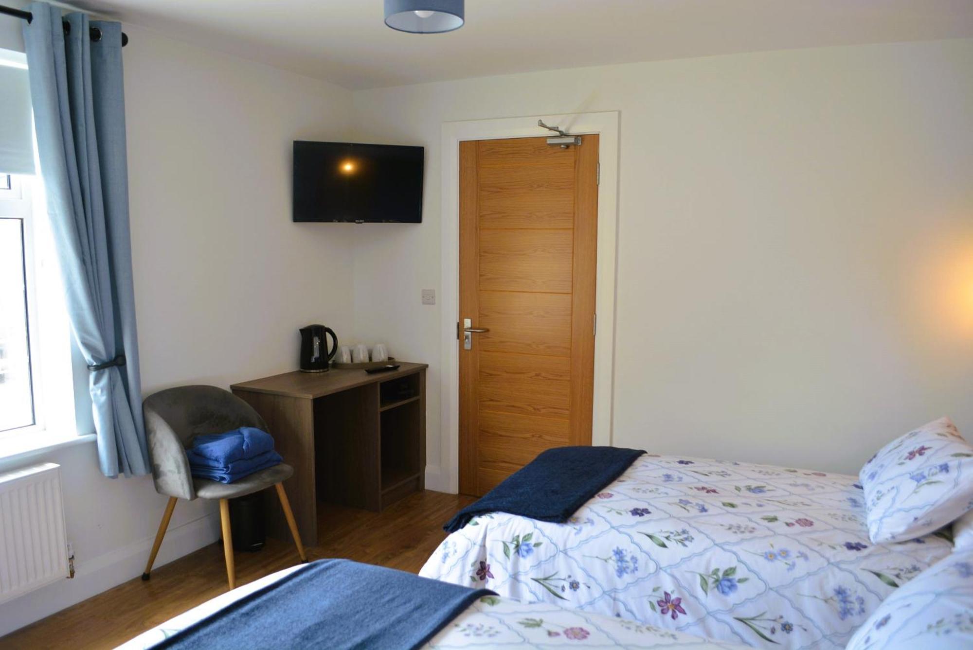 No 3 The Arch Hotel Carndonagh Bagian luar foto